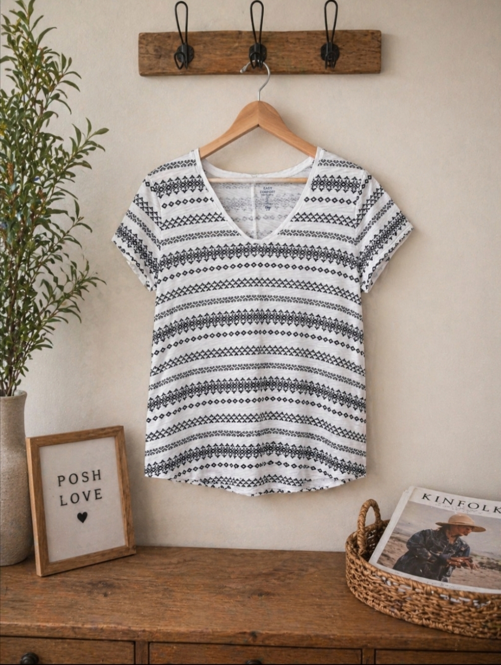 Gap | Women's Large | 100% Cotton | Lightweight | NWOT | White w/Black Design